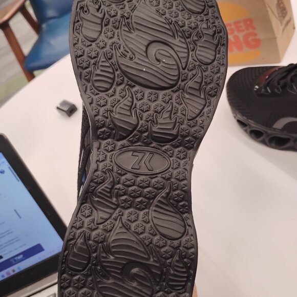 Women's all black sneakers size 43 - Picture 5 of 5